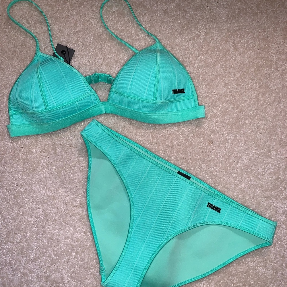triangl bikini!!